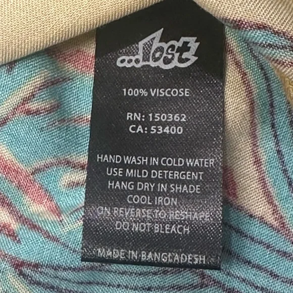 Lost Enterprises Mens Large Hawaiian Shirt NWT Floral Pineapple Nwt‎ Stretch - Picture 6 of 6